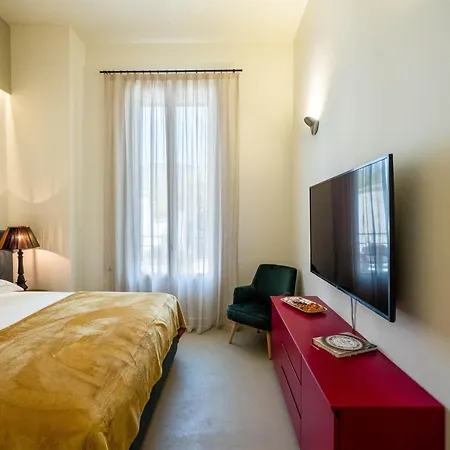 Pigro Bed Rooms With Garden By Sit דירה